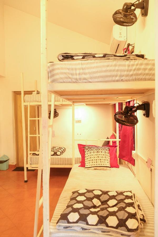 Mitra Hostel Vagator Eksteriør billede